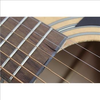 Squier Fender SA-100  Acoustic Guitar