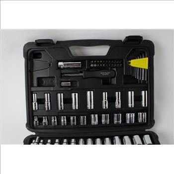 Stanley 100 Piece Socket Set With Case