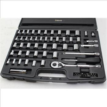 Stanley 92-809 60-Piece Socket And Ratchet Set