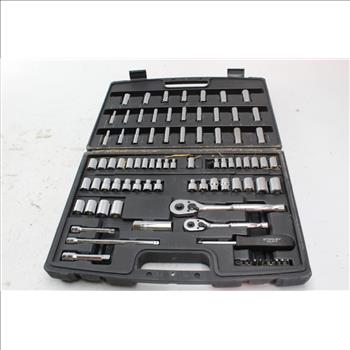 Stanley 94-375 85-Piece Socket And Ratchet Set