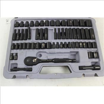 Stanley Black Chrome Socket Ratchet Set
