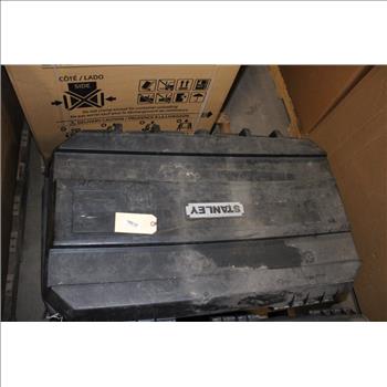 Stanley Tote With Tools, 20+ Pieces