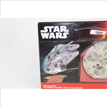 Star Wars Air Hogs Remote Control Millennium Falcon Quad Radiocommande