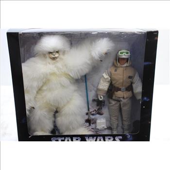Star Wars Luke Skywalker & Wampa Collectible Toys