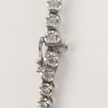 Sterling Silver Diamond Circle Chain Necklace