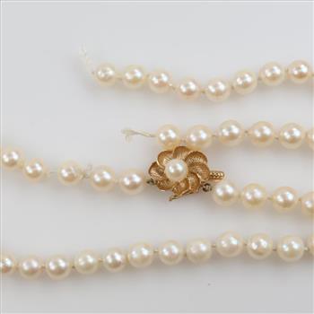 String Of Pearls Necklace 10kt Gold Clasp