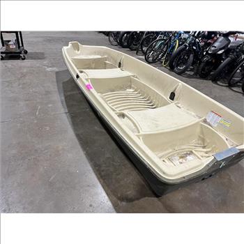 Sundolphin American 12 Fishing Boat