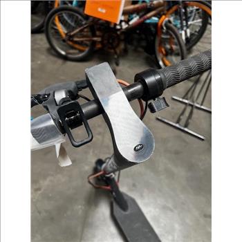 Swagger 5 Electric Push Scooter - SOLD FOR PARTS