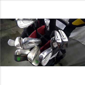 TaylorMade Golf Bag With Clubs, 16 Pieces