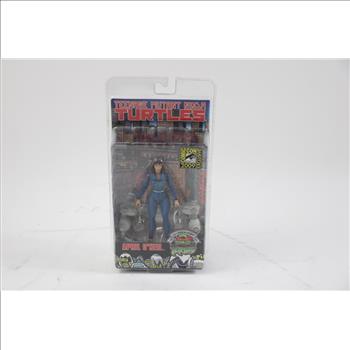 Teenage Mutant Ninja Turtles April O'Niel Figure