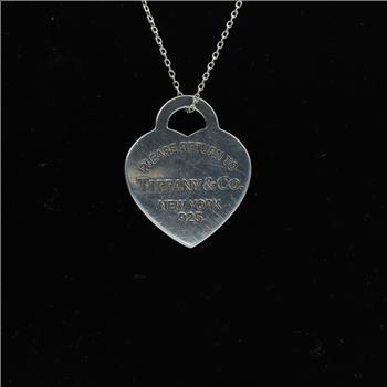 Tiffany & Co. Return To Tiffany Heart Tag Sterling Silver Necklace