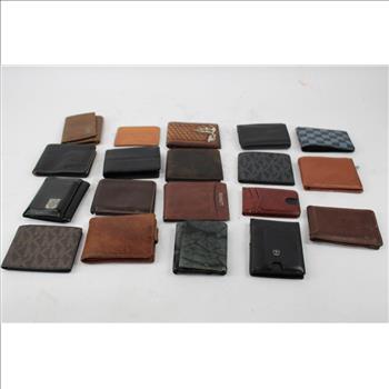 Timberland, Levi's, Michael Kors, And More Wallets, 19 Pieces