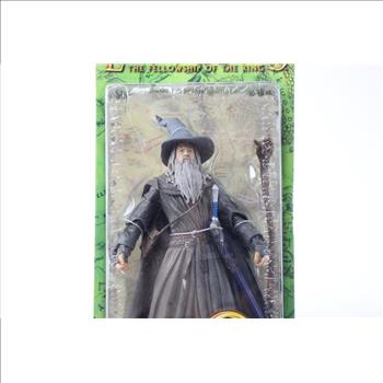 Toy Biz The Lord Of The Rings The Fellowship Of The Ring Gandalf The Grey Action Figure, 81486