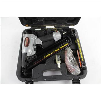 Tradesman Magnesium 15 Gauge Finish Nailer
