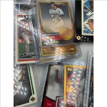 Trading Card Lot 25+ Assorted Cards