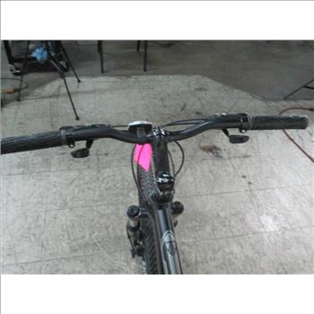 Trek 3 Series Mountain Bike