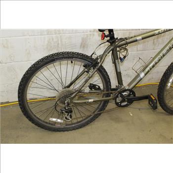 Trek 3900 Mountain Bike