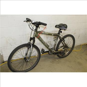 Trek 3900 Mountain Bike