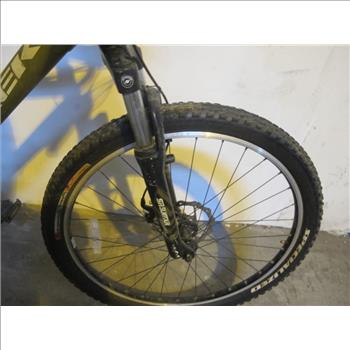 Trek 3900 Three Series Mountain Bike