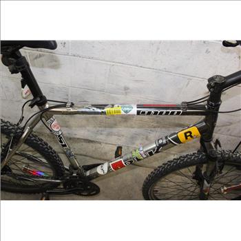 Trek 4100 Mountain Bike