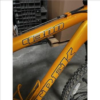 Trek 4300 Mountain Bike 26 Inch