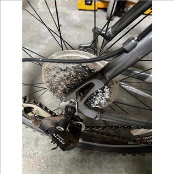 Trek 4300 Mountain Bike 26 Inch