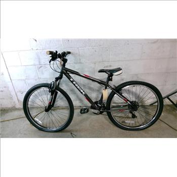 Trek 820 Mountain Bike