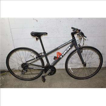 Trek FX 2 Hybrid Bike