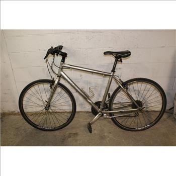 Trek FX 7.1 Hybrid Bike