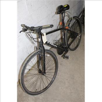 Trek FX 7.3 Hybrid Bike