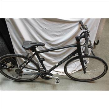 Trek FX2 Hybrid Bike