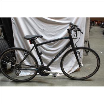 trek fx2 hybrid bike