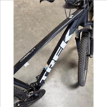Trek Marlin 5 Mountain Bike