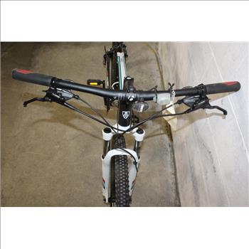 Trek Marlin 7 29er Hardtail Mountain Bike