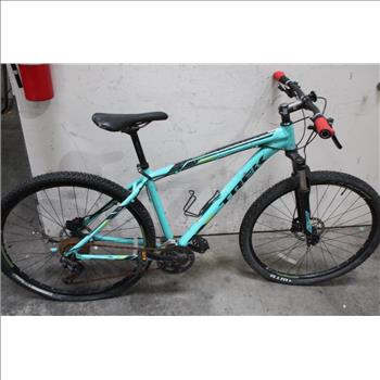 Trek Marlin 7 Mountain Bike