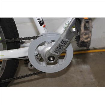 Trek MT200 Multitrack Hybrid Bike