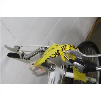 Trek MT200 Multitrack Hybrid Bike