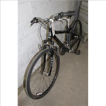 Trek Multitrack 7100 Hybrid Bike