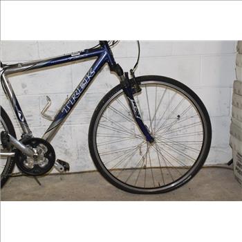 Trek Multi-Track 7300 Hybrid Bike