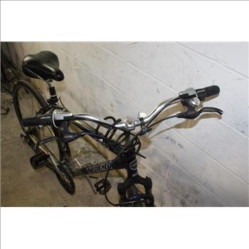 Trek Multi-Track 7300 Hybrid Bike