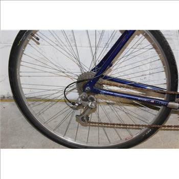 Trek Multitrack 7500 Hybrid Bike