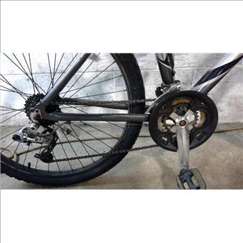 Trek Navigator 300 Mountain Bike