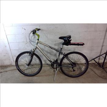 Trek Navigator 300 Mountain Bike