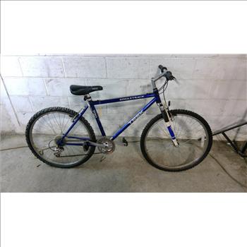 Trek Single Track 930 Mountian Bike