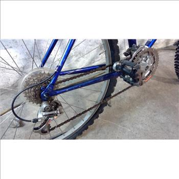 Trek Single Track 930 Mountian Bike