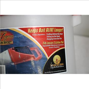 Trolling Bucket And Fishing Net, 2 Pieces