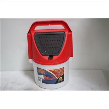 Trolling Bucket And Fishing Net, 2 Pieces