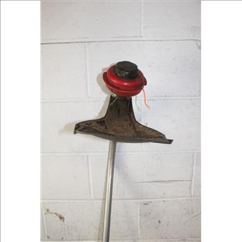 Troy-Bilt Curved Shaft String Trimmer