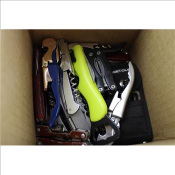TRUE, Pulltap's And Other Blades/Multi-Tools/Knives And Corkscrews, 23 Pieces