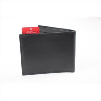 Tumi Wallet